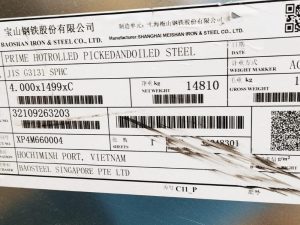 ton-cuon-thep-tam-can-nong-tay-gi-phu-dau-po-bao-steel