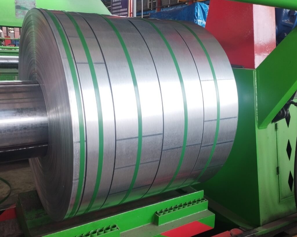 bang-ton-cuon-thep-tam-ma-kem-hoa-sen-day-1.5-mm-li-ly-1-ruoi-g350-z275-g450-kho-300-dai-3000