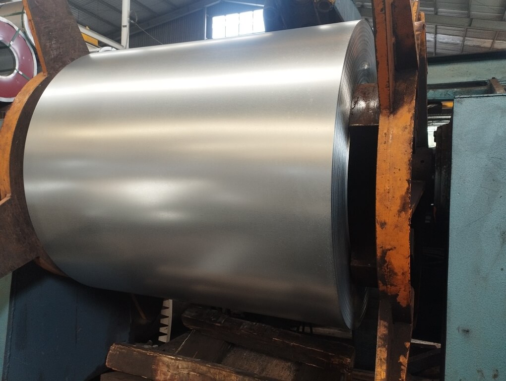 ton-tole-cuon-thep-tam-ma-kem-sumikin-csvc-gi-sgcc-day-1.8-mm-kho-rong-1300-1400-1500-ly-li-1-ruoi-do-ma-z100-z275-ben-keo-g350-g450-hot-dipped-galvanized