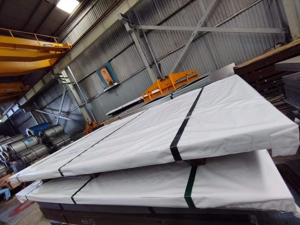 ton-tole-cuon-thep-tam-ma-kem-sumikin-csvc-gi-sgcc-day-0.9-mm-9-dem-zem-kho-rong-1300-1400-1500-ly-li-1-ruoi-do-ma-z100-z275-ben-keo-g350-g450-hot-dipped-galvanized