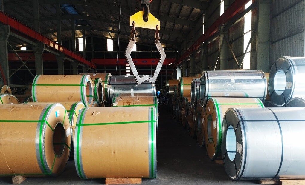 ton-tole-cuon-thep-tam-can-nguoi-cold-rolled-spcc-spcd-spce-spcen-sppc-sppd-sppe-sd-1D-8D-ascr-day-5.5-8-dem-zem-ruoi-0.6-0.75-mm-li-ly-mem-cung-vuot-thuc-sau-trang-men