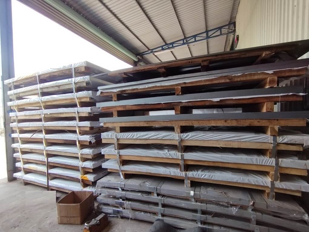 ton-tole-cuon-thep-tam-can-nguoi-cold-rolled-spcc-spcd-spce-spcen-sppc-sppd-sppe-sd-1B-1D-2B-8D-ascr-day-ruoi-1.75-1.8-mm-1-li-ly-tu-ruoi-mem-cung-vuot-thuc-sau-trang-men