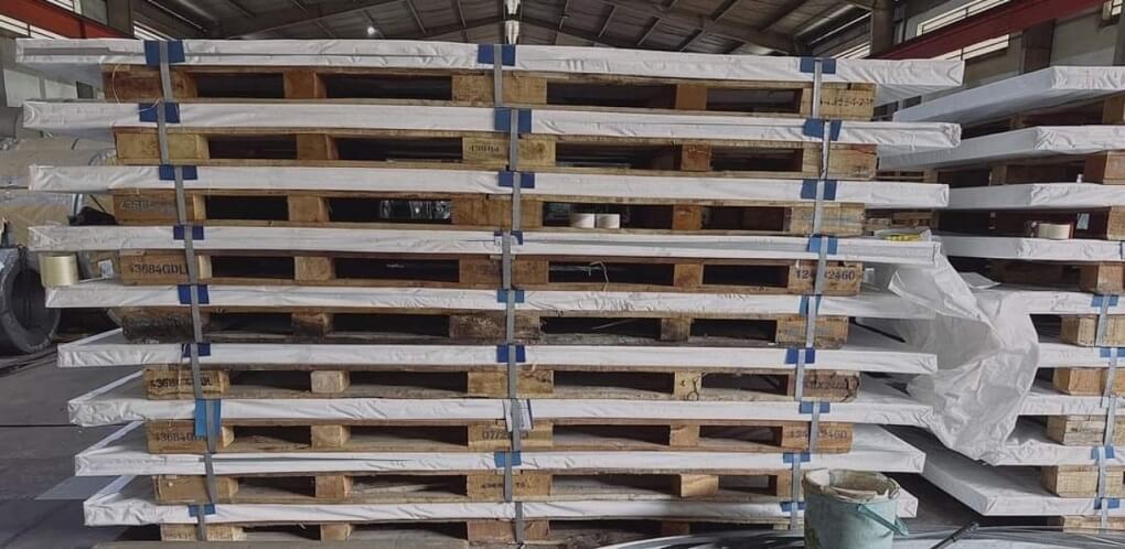 ton-tole-cuon-thep-tam-can-nong-tay-gi-phu-dau-PO-pickle-oiled-mac-sphc-sphd-saph370-saph440-jsh270d-jsh270e-jsh270c-spht1-day-1-3-ly-ruoi-4.5-li-2-3.2-4-5-6-rong-1500-mm