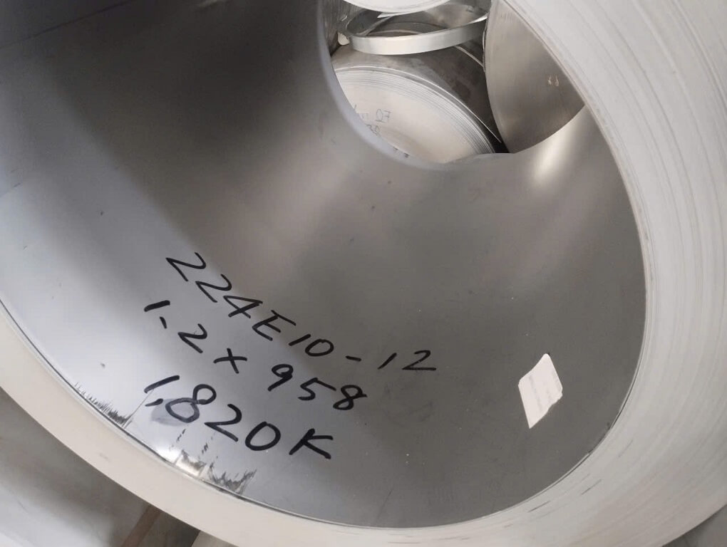 tole-ma-kem-nhung-nong-dien-chi-hop-kim-sat-ZF-GA-galvannealed-day-4-zem-5.5-6-7-8-9-dem-0.55-0.6-1-li-ruoi-1.2-ly-1.4-1.5-1.6-1.7-1.8-1.9-2-2.2-2.3-2.4-2.5-2.6-2.9-3-3.5-4-4.5-5-6-mm